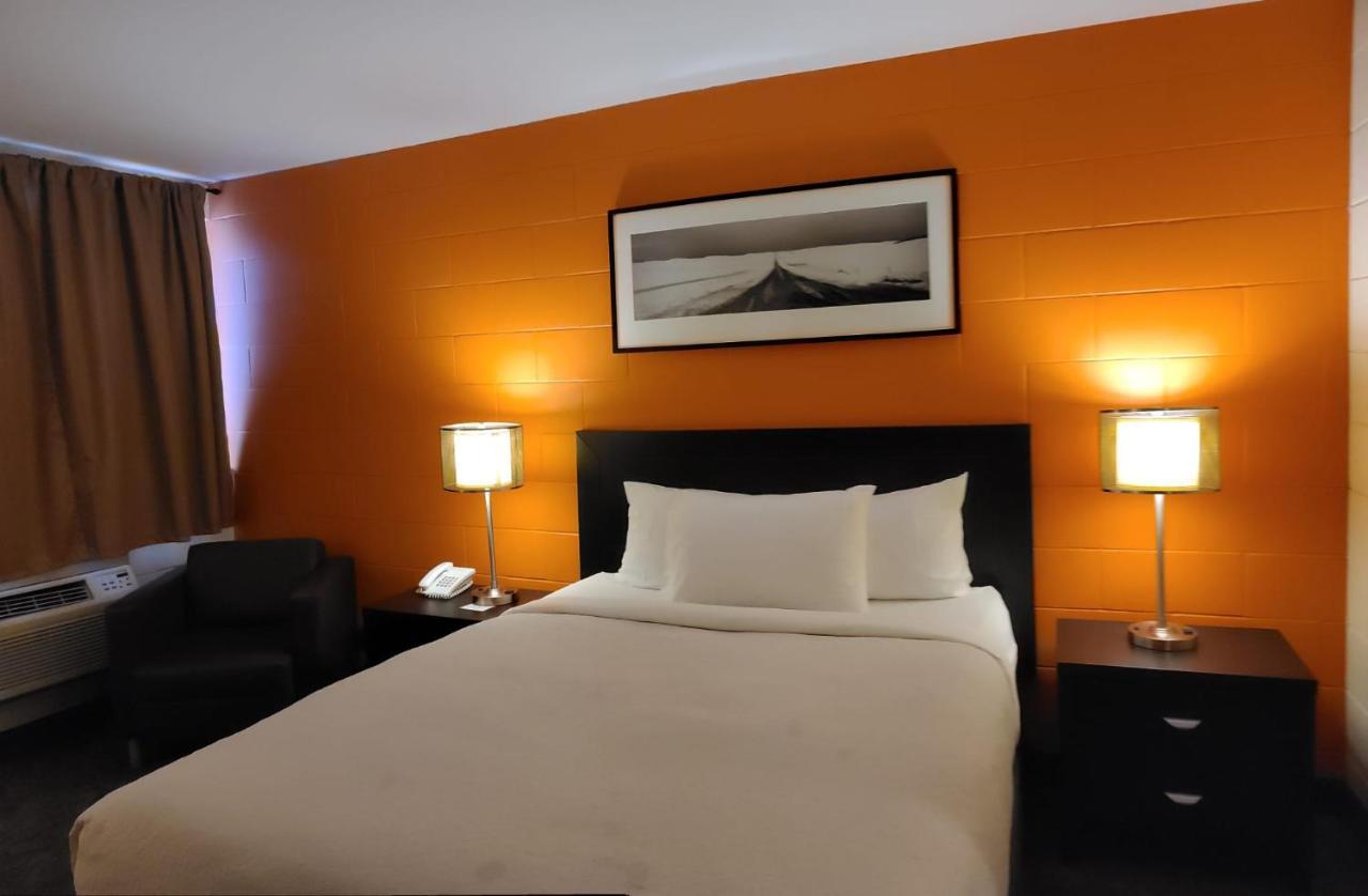Roadking Inns Motel 卡加利 外观 照片