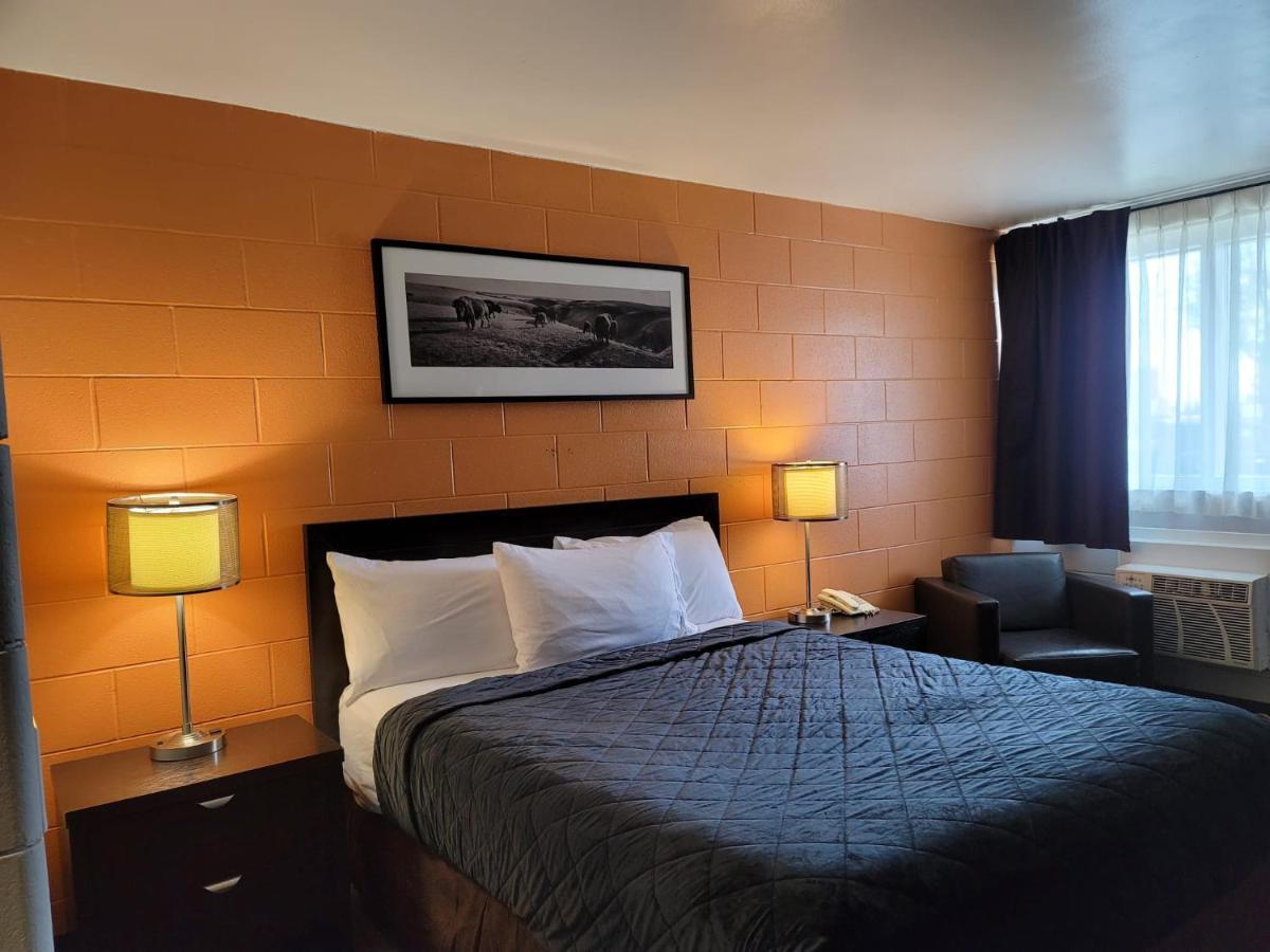 Roadking Inns Motel 卡加利 外观 照片